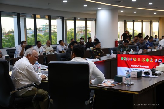 Kepala Otorita IKN Sampaikan Kepastian Kelanjutan Pembangunan IKN dalam Rapat Forkopimda Provinsi Kalimantan Timur