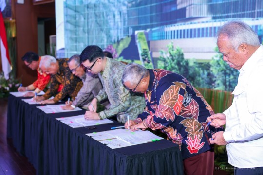 Kepala Otorita IKN Tandatangani Perjanjian Kerjasama dengan 5 Investor untuk Percepatan Pembangunan IKN