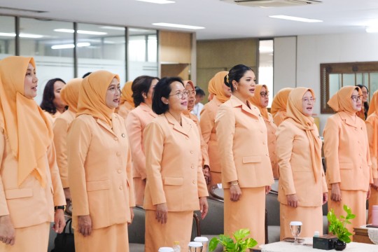 Pengukuhan Dharma Wanita Persatuan OIKN Menjadi Harapan Baru Kesejahteraan Keluarga ASN
