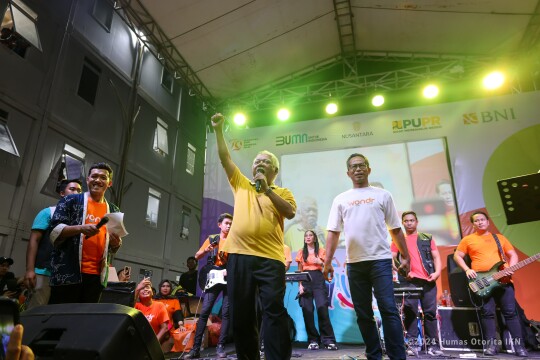 Keseruan Acara Music Healing Volume 3 di Hunian Pekerja Konstruksi IKN